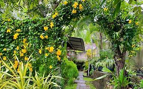 Nethmi Homestay & Restaurant